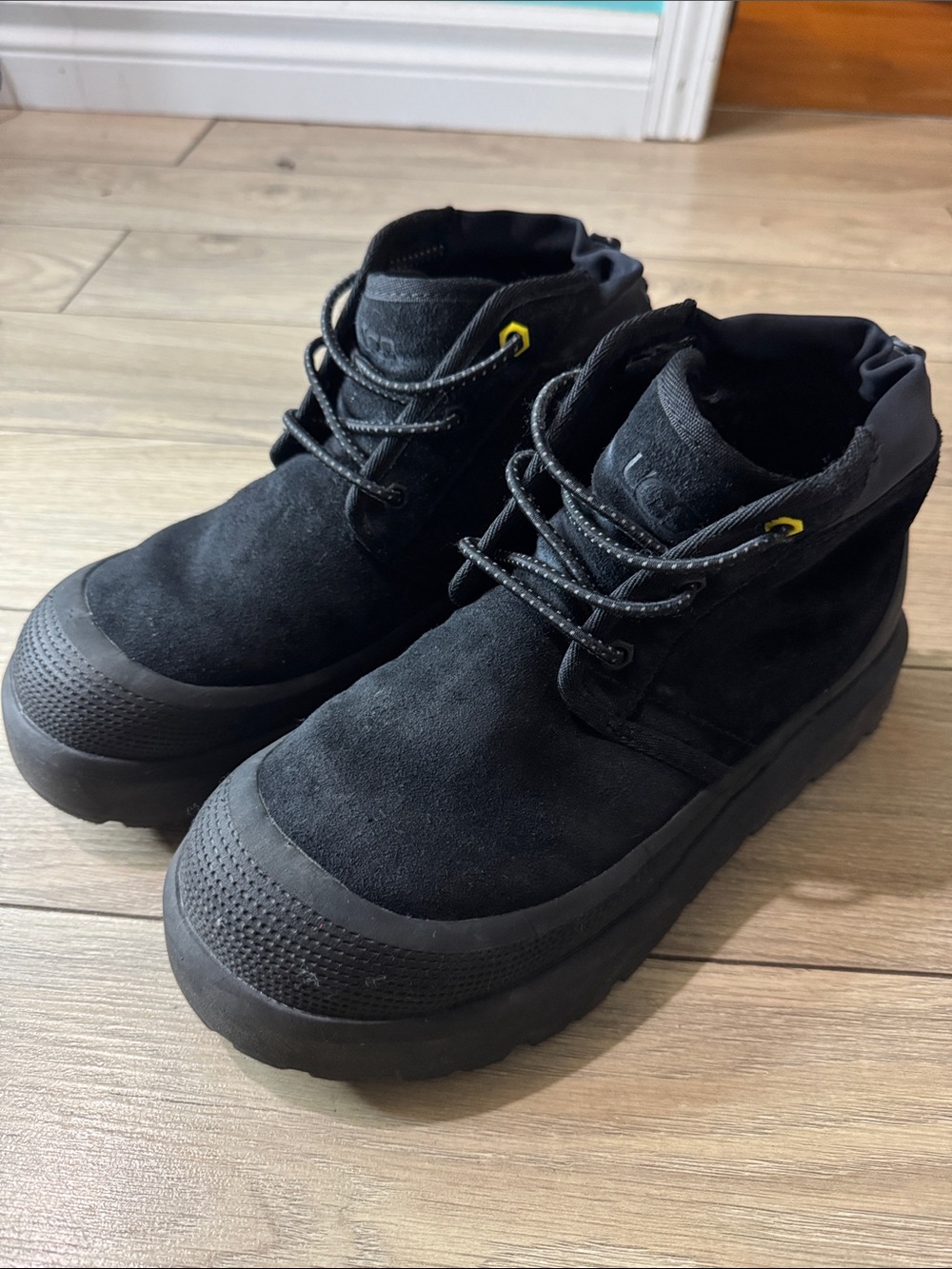 UGG Mens Neumel Weather Hybrid Boots